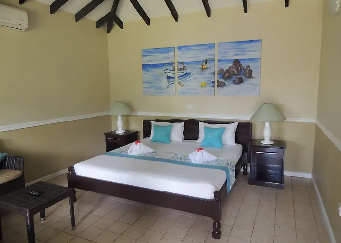 La Roussette Hotel Anse aux Pins