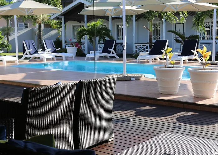 La Roussette Hotel